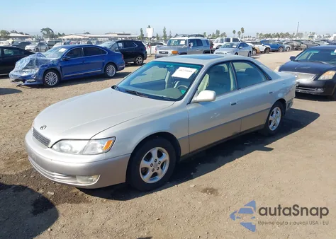 1997 Lexus Es 300 из США, поврежденный, VIN JT8BF22G8V0011380